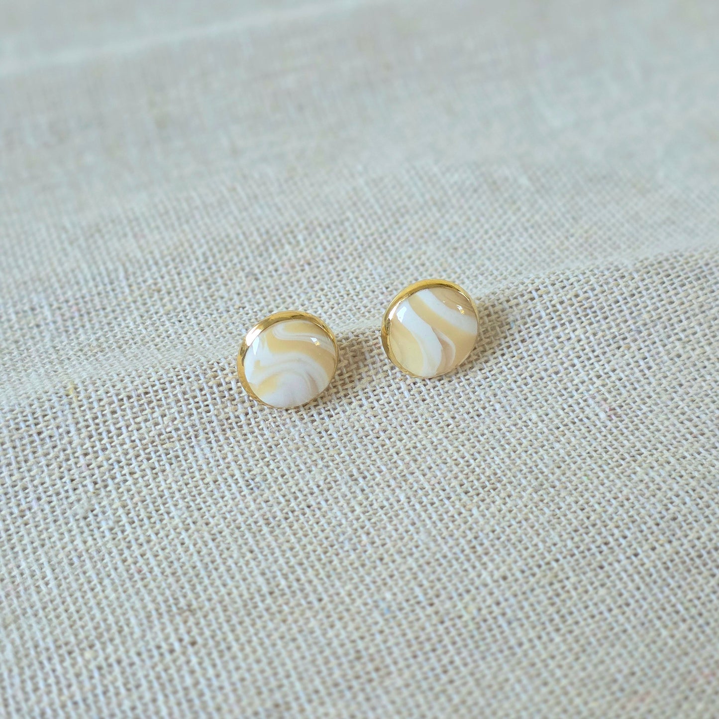 Earrings Marbled Button